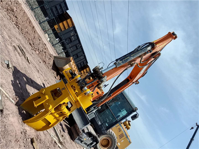 excavator sleeper machine